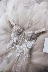 Ivory Off Shoulder Sweetheart Long Wedding Dresses with Lace Appliques